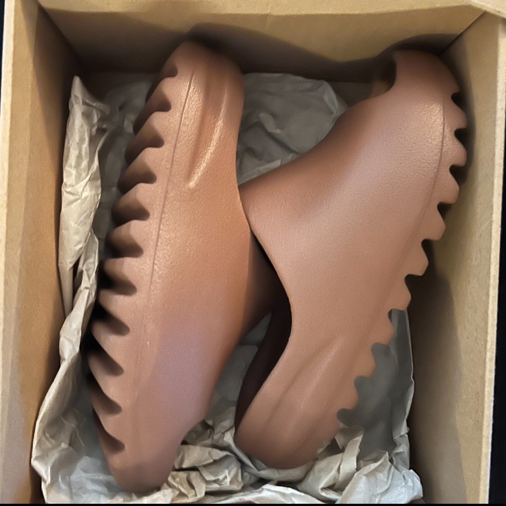 Yeezy slide